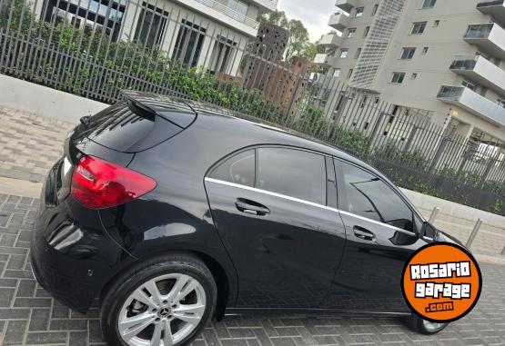 Autos - Mercedes Benz A200 2018 Nafta 72000Km - En Venta