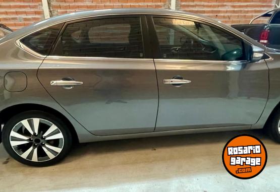 Autos - Nissan SENTRA EXCLUSIVE CVT PURE 2018 Nafta 75000Km - En Venta