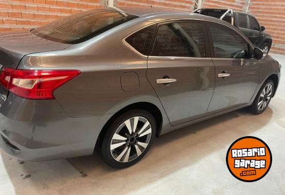 Autos - Nissan SENTRA EXCLUSIVE CVT PURE 2018 Nafta 75000Km - En Venta