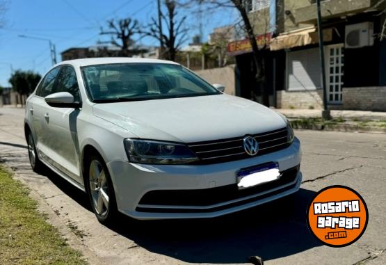 Autos - Volkswagen Advance 2.0 2017 Nafta 72000Km - En Venta