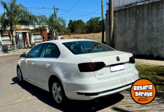 Autos - Volkswagen Advance 2.0 2017 Nafta 72000Km - En Venta