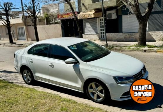 Autos - Volkswagen Advance 2.0 2017 Nafta 72000Km - En Venta