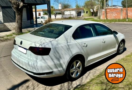 Autos - Volkswagen Advance 2.0 2017 Nafta 72000Km - En Venta