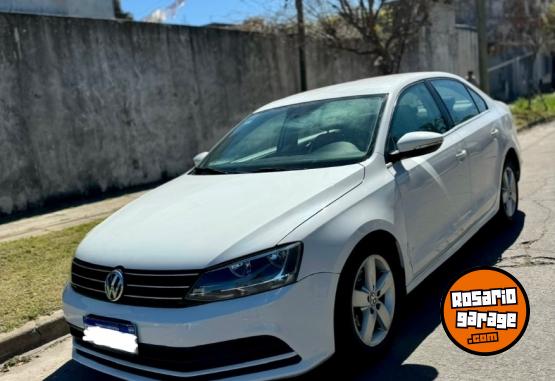 Autos - Volkswagen Advance 2.0 2017 Nafta 72000Km - En Venta