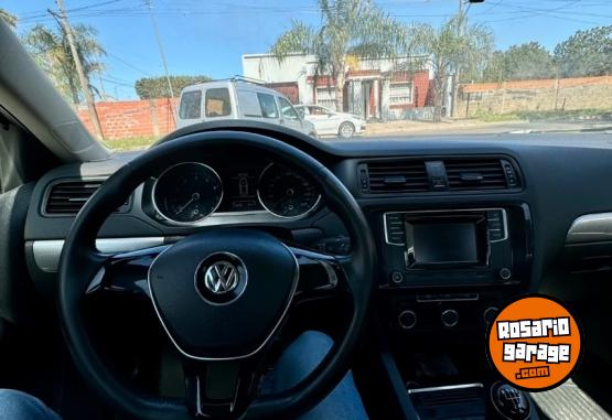 Autos - Volkswagen Advance 2.0 2017 Nafta 72000Km - En Venta