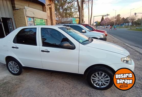 Autos - Fiat SIENA 2013 GNC 120000Km - En Venta