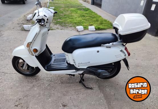 Motos - Kymco Like 125cc 2013 Nafta 21000Km - En Venta