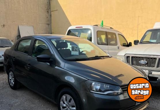 Autos - Volkswagen Voyage 1.6 Confort. Plus 2014 Nafta 127000Km - En Venta