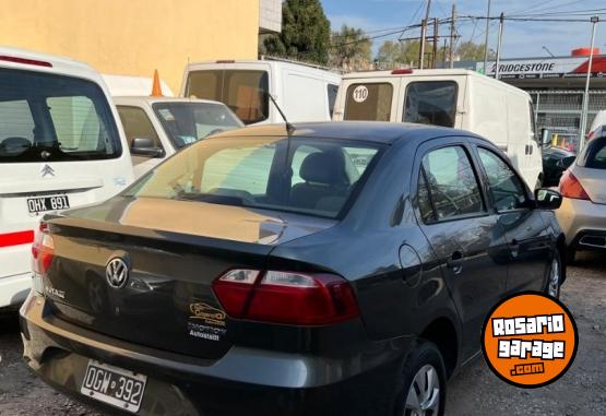 Autos - Volkswagen Voyage 1.6 Confort. Plus 2014 Nafta 127000Km - En Venta