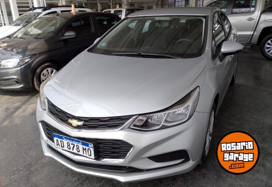 Autos - Chevrolet Cruze 4 LS 2019 Nafta 69159Km - En Venta