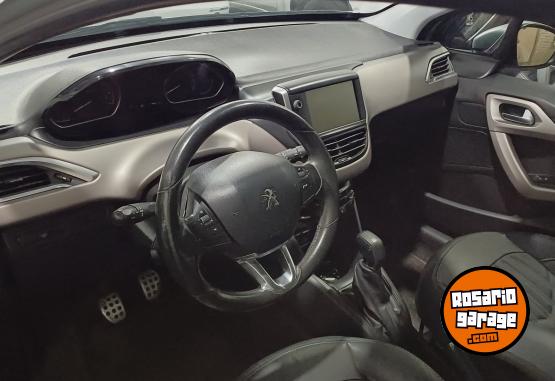 Autos - Peugeot 208 2017 Nafta 90000Km - En Venta