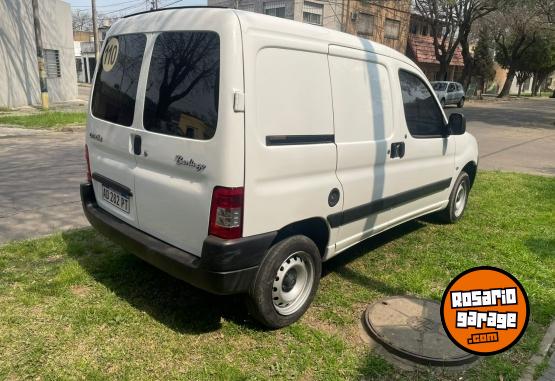 Utilitarios - Citroen Berlingo HDI 92 Business 2018 Diesel 155000Km - En Venta