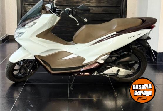 Motos - Honda Pcx 2019 Nafta 13900Km - En Venta