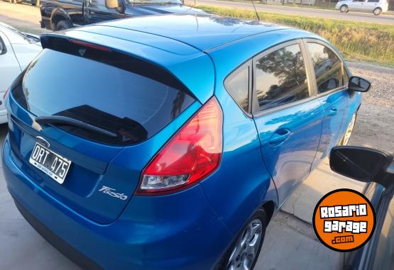 Autos - Ford Fiesta 2015 Nafta 180000Km - En Venta