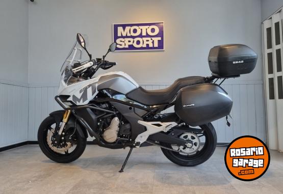 Motos - CF 650 MT 2023 Nafta 1727Km - En Venta