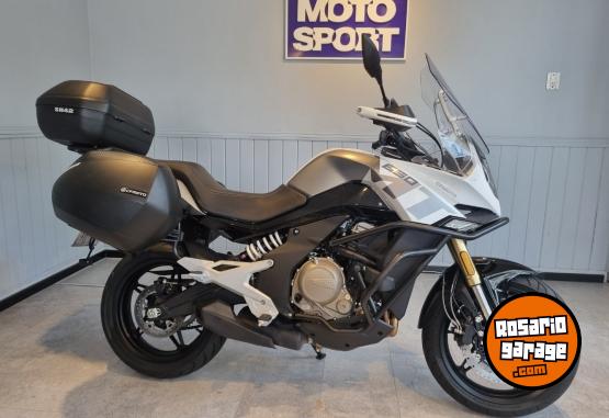 Motos - CF 650 MT 2023 Nafta 1727Km - En Venta