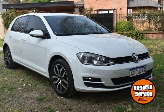 Autos - Volkswagen GOLF. 2017 Nafta 140000Km - En Venta