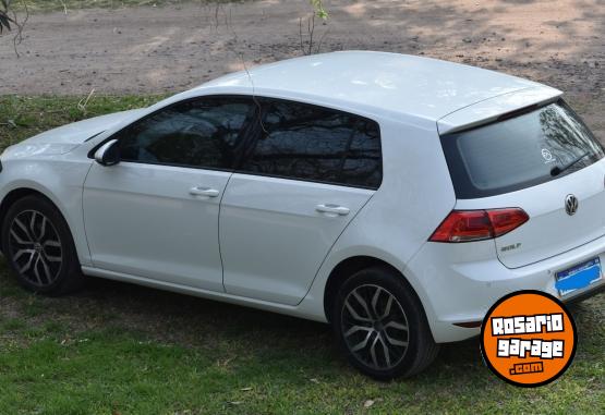 Autos - Volkswagen GOLF. 2017 Nafta 140000Km - En Venta