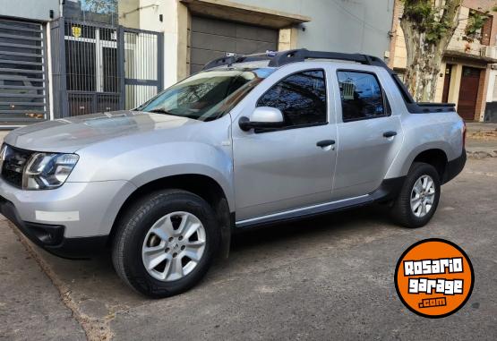 Camionetas - Renault Duster oroch 1.6 permuto 2020 Nafta 70000Km - En Venta