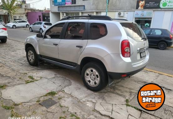 Autos - Renault Duster 2014 GNC 110000Km - En Venta