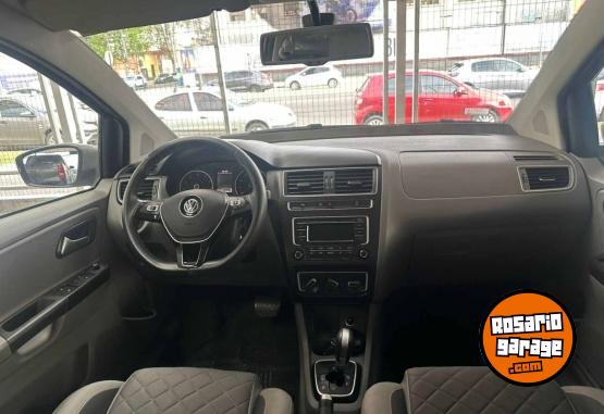 Autos - Volkswagen SURAN 1.6 A/T IMOTION 2015 Nafta 97702Km - En Venta