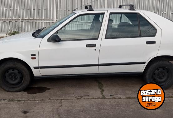 Autos - Renault 19 1995 GNC 280000Km - En Venta