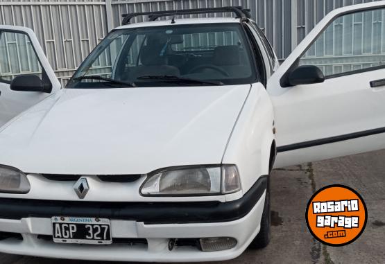 Autos - Renault 19 1995 GNC 280000Km - En Venta