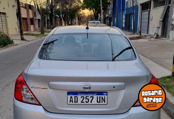 Autos - Nissan Versa 2018 Nafta 31000Km - En Venta