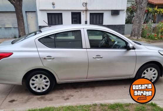 Autos - Nissan Versa 2018 Nafta 31000Km - En Venta