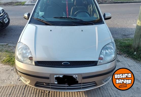 Autos - Ford Fiesta 2006 Nafta 200000Km - En Venta