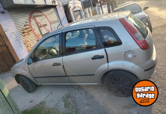 Autos - Ford Fiesta 2006 Nafta 200000Km - En Venta