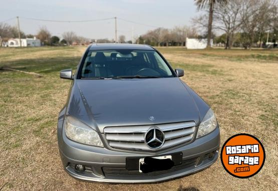 Autos - Mercedes Benz 2010 2010 Nafta 203000Km - En Venta