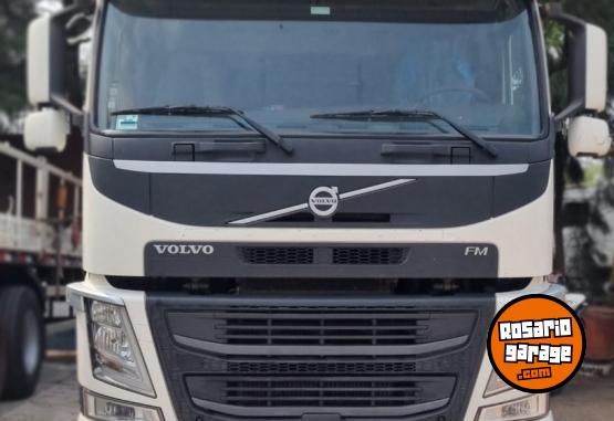 Camiones y Gras - Volvo FM 330 tractor 6x2 automatico - En Venta