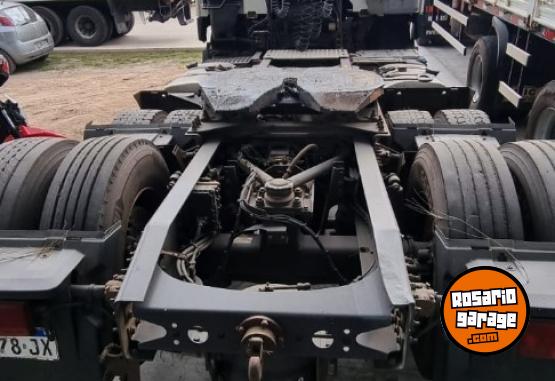 Camiones y Gras - Volvo FM 330 tractor 6x2 automatico - En Venta