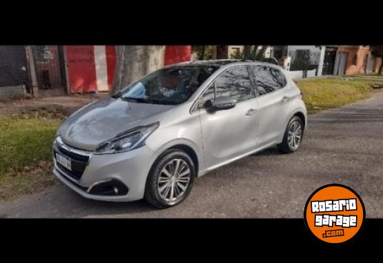 Autos - Peugeot 208 up 207 trend ka 2018 Nafta 89000Km - En Venta