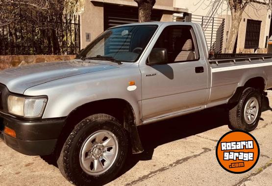 Camionetas - Toyota Hilux 2003 Diesel 350000Km - En Venta