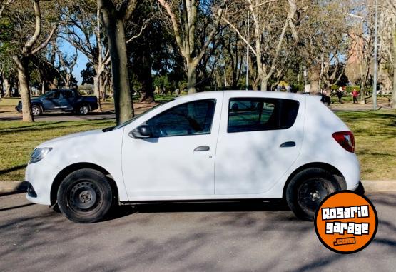 Autos - Renault Sandero Authentique 2017 GNC 103000Km - En Venta