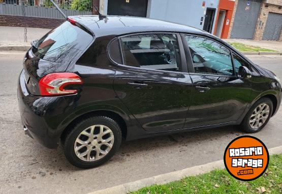 Autos - Peugeot 208 allure 1.6 permuto 2015 Nafta 96000Km - En Venta