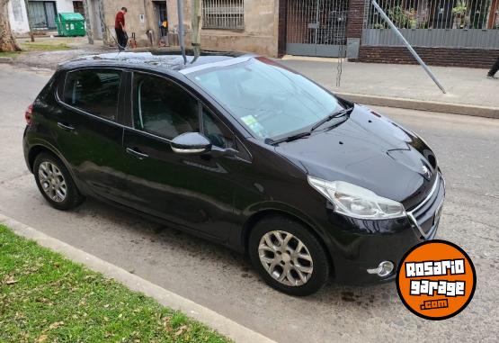 Autos - Peugeot 208 allure 1.6 permuto 2015 Nafta 96000Km - En Venta