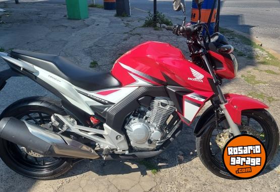 Motos - Honda New twister 2018 Nafta 15000Km - En Venta