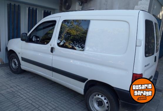 Utilitarios - Peugeot Parthner 2021 Diesel 75000Km - En Venta