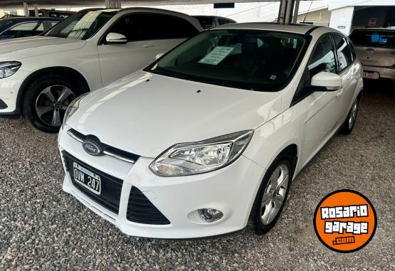 Autos - Ford FOCUS 5P 2.0L N AT SE 2015 Nafta 135727Km - En Venta