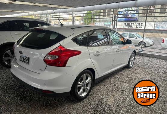 Autos - Ford FOCUS 5P 2.0L N AT SE 2015 Nafta 135727Km - En Venta