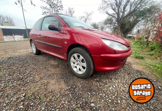 Autos - Peugeot 206 2004 Nafta 150879Km - En Venta