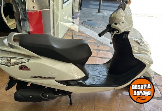 Motos - Honda ELITE 2017 2017 Nafta 28865Km - En Venta