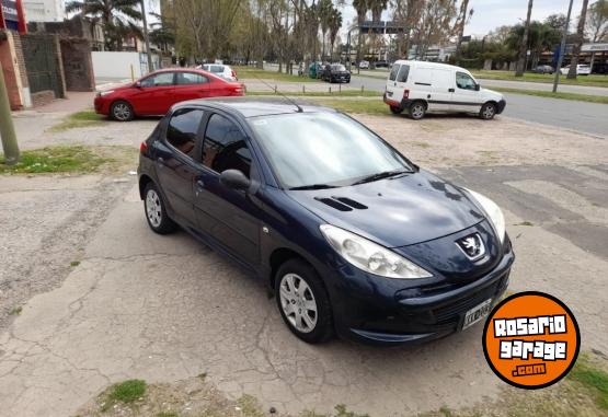 Autos - Peugeot 207 compac 2011 GNC 175000Km - En Venta