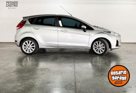 Autos - Ford Fiesta SE 2019 Nafta 60000Km - En Venta