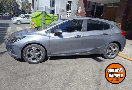 Autos - Chevrolet Cruze premier 2022 Nafta 24800Km - En Venta