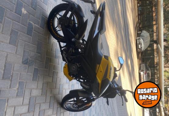 Motos - Bajaj Rouser NS200 2018 Nafta 36000Km - En Venta