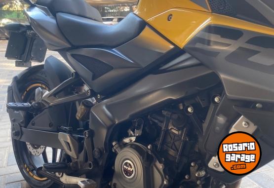 Motos - Bajaj Rouser NS200 2018 Nafta 36000Km - En Venta